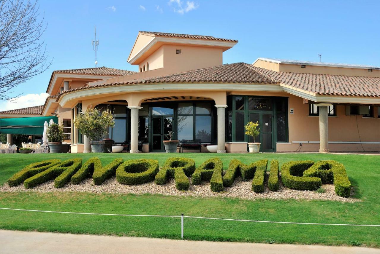 Chalet Adosado De Lujo Para 6 Personas En Golf Panoramica - Internet Fibra Gratis San Jorge  Exterior photo